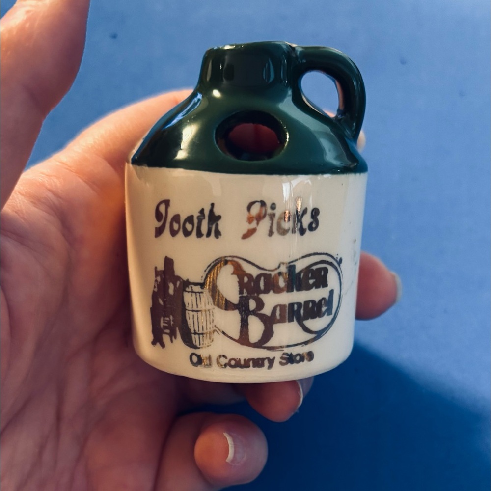 Vintage Cracker Barrel Toothpick Holder - Memphis, Tennessee